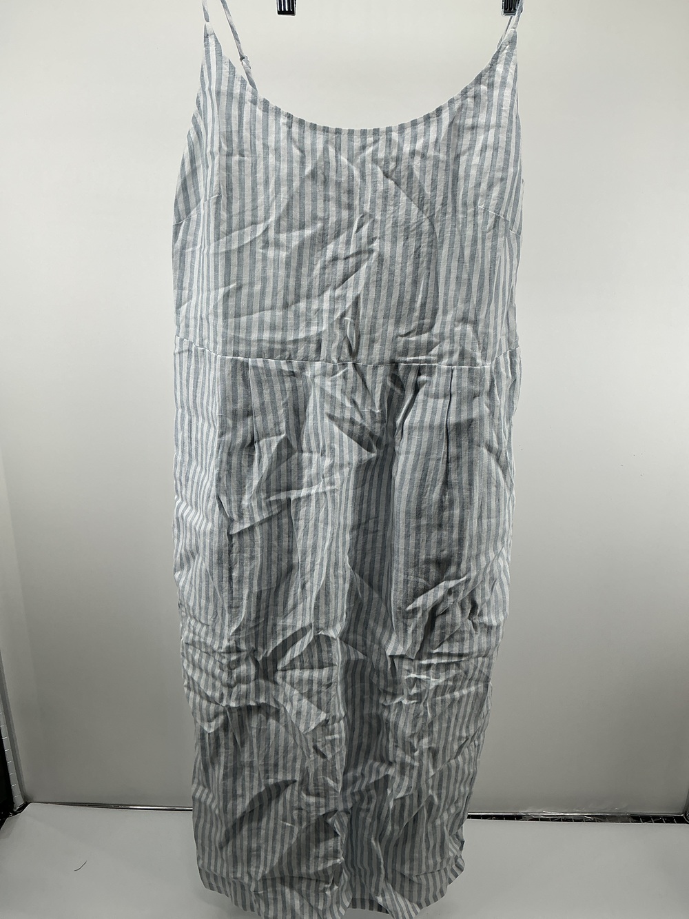 100% European Linen Scoop Neck Midi Dress